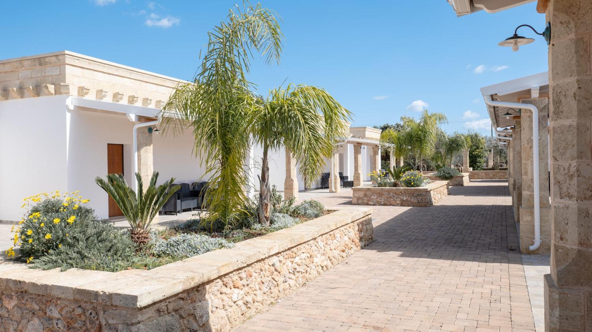 Borgo Specchia Natural Resort Екстериор снимка